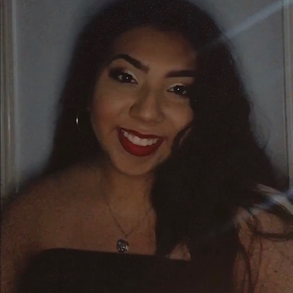 Meet your Posher, Briana